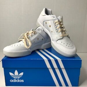 Adidas Women’s Slam Court Brand new Size 8 White/crystal White EF2085